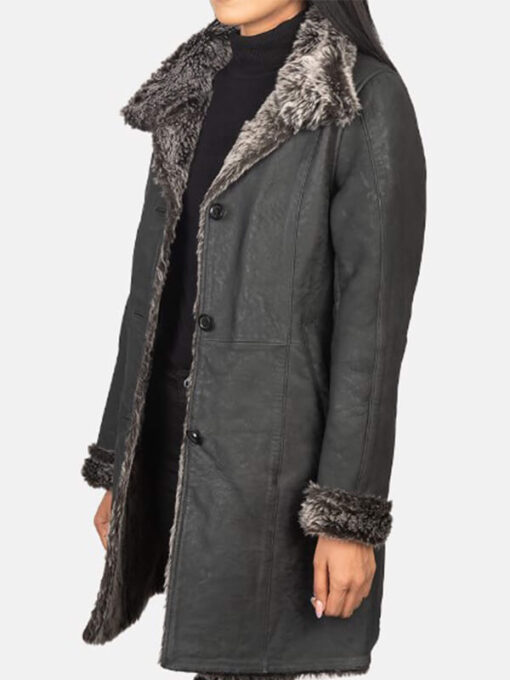 Women's Shearling Coat in Black