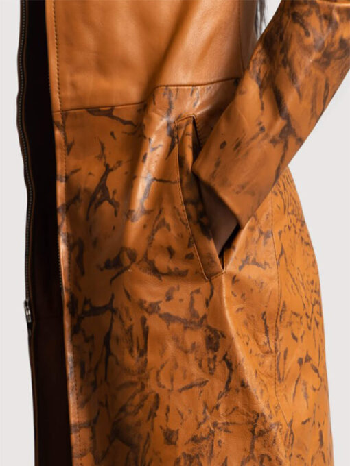 Women's Close Up Sandy Tan Dye Leather Coat